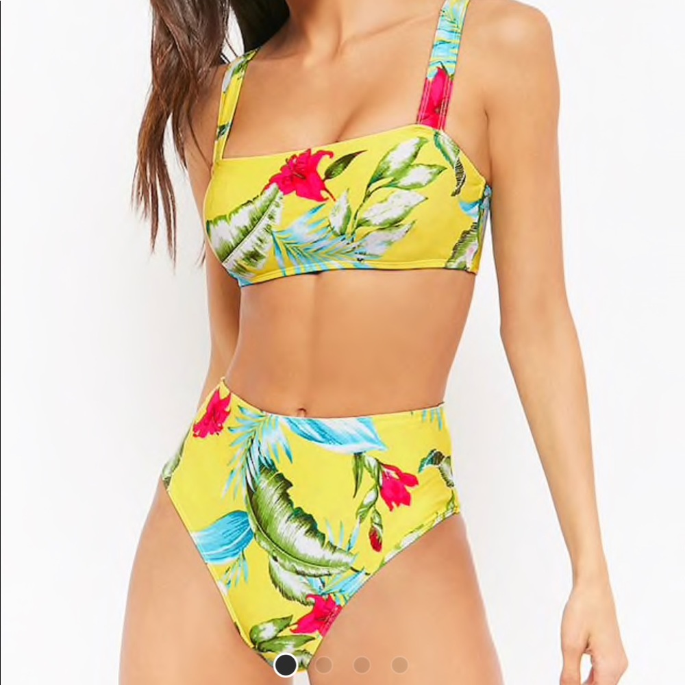 ✖️SOLD ✖️ yellow floral bikini
